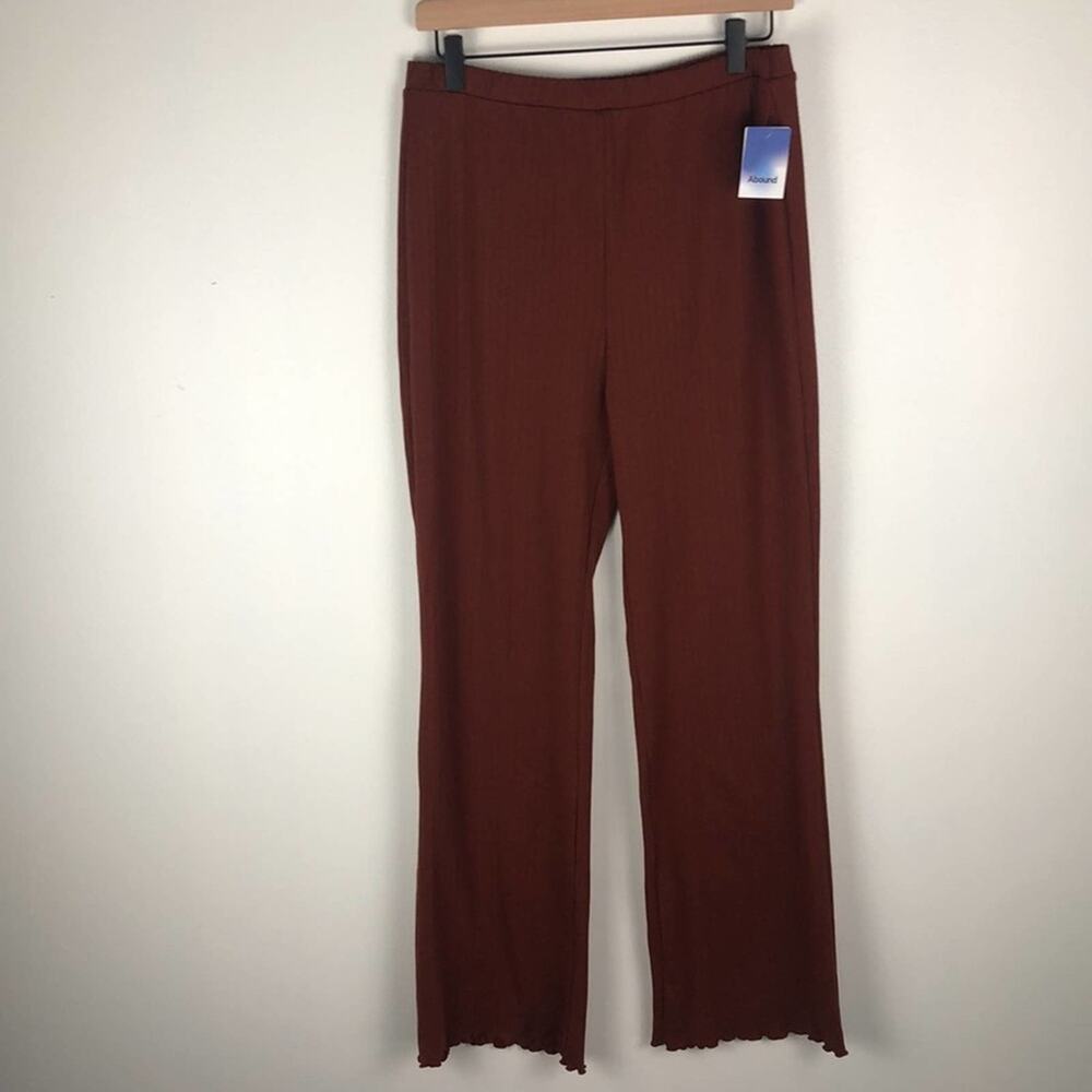 Abound: Ribbed Flare Rust Pants - Picture 3 of 9